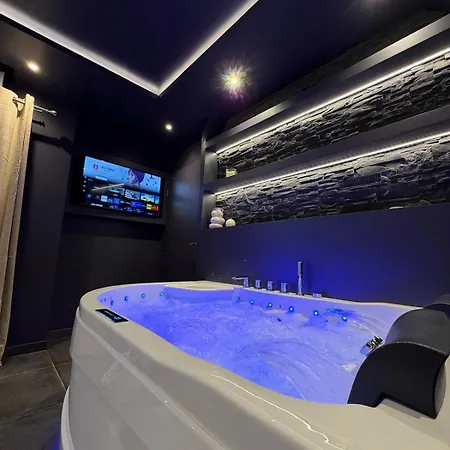 L'ecrin Beige - Immersive With Private Jacuzzi Appartement *