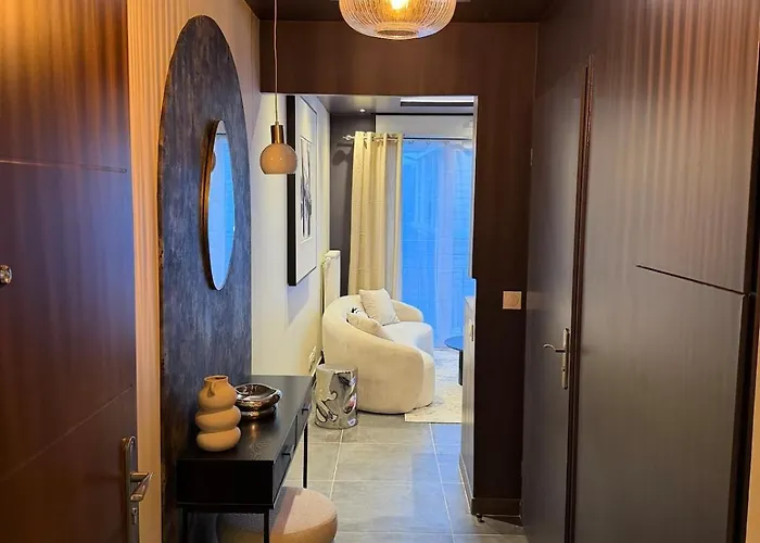 L'ecrin Beige - Immersive With Private Jacuzzi *